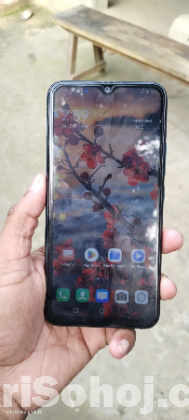 Vivo Y11, 3GB RAM, 32GB ROM, 5000mAh, 13MP Camera